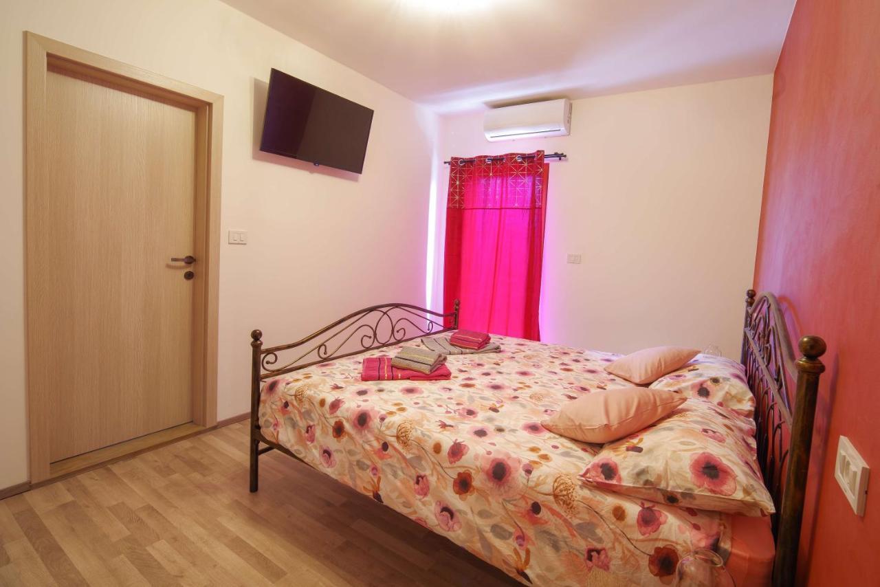 Villa Meloni Motovun Exteriör bild